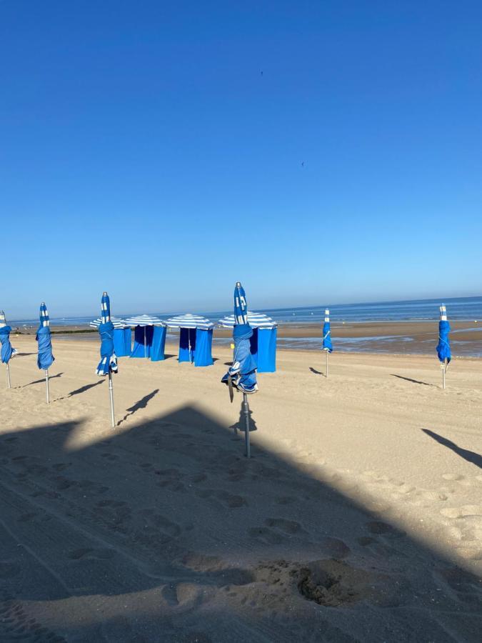 La Villa L'Oiseau Bleu Proche De La Plage Et De Deauville !!! Awards 2025 Blonville-sur-Mer Zewnętrze zdjęcie